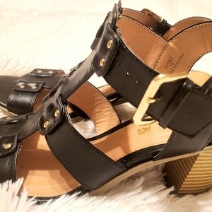 Womens American Eagle black dress sandals 6.5